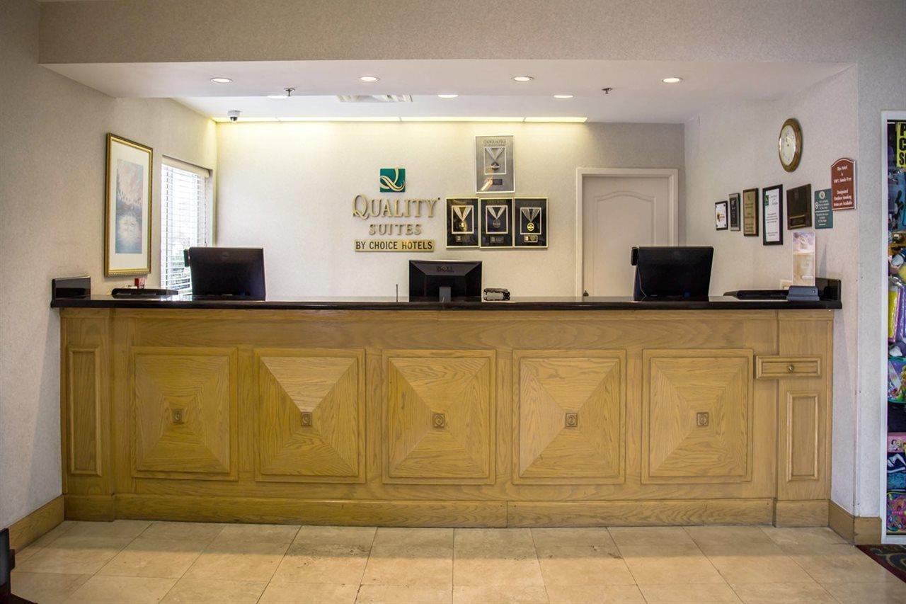 Surestay Plus By Best Western Orlando Lake Buena Vista Exterior photo